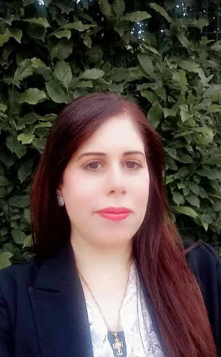 نانسي فرح 
